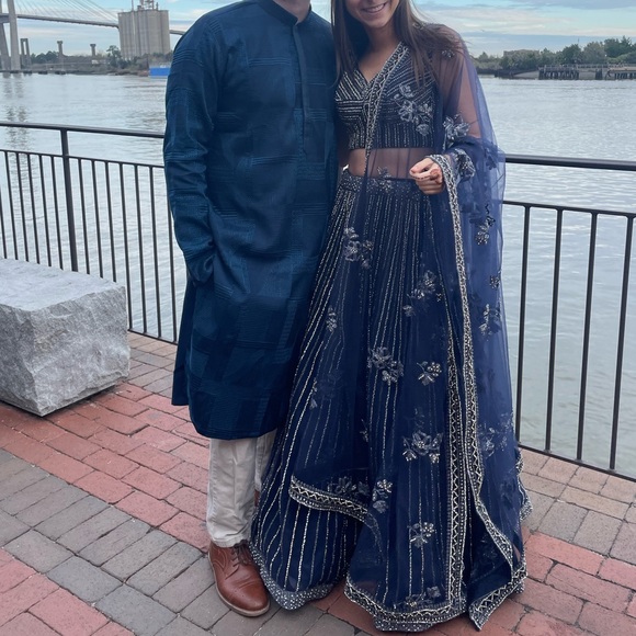 Stunning sequin Navy Lehenga !! - Picture 2 of 3